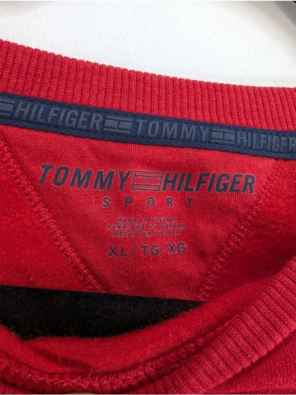 Tommy Hilfiger Sport Men’s Size XL Sweatshirt Red Fleece Crewneck Logo - NWT
